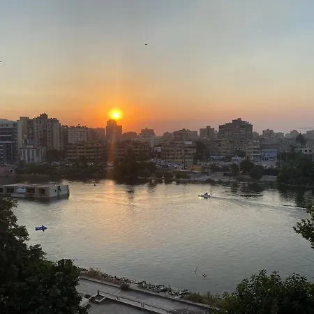 Nile View Apartment In Zamalek Stays-3